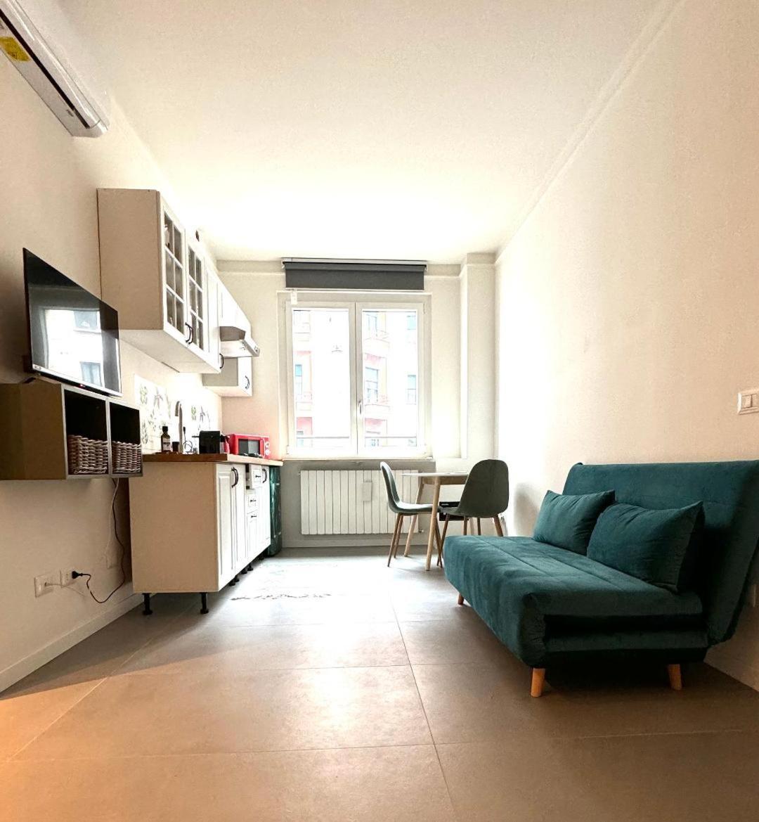 Rainbow Studio Flat- Monolocale Luminoso 米兰 外观 照片